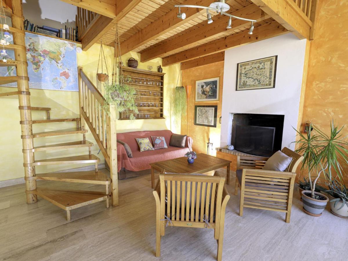 Bright Cottage In A Quiet Location, Near The Coast, Sibiril Eksteriør bilde